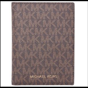 Michael Kora Paasport Holder/ Wallet